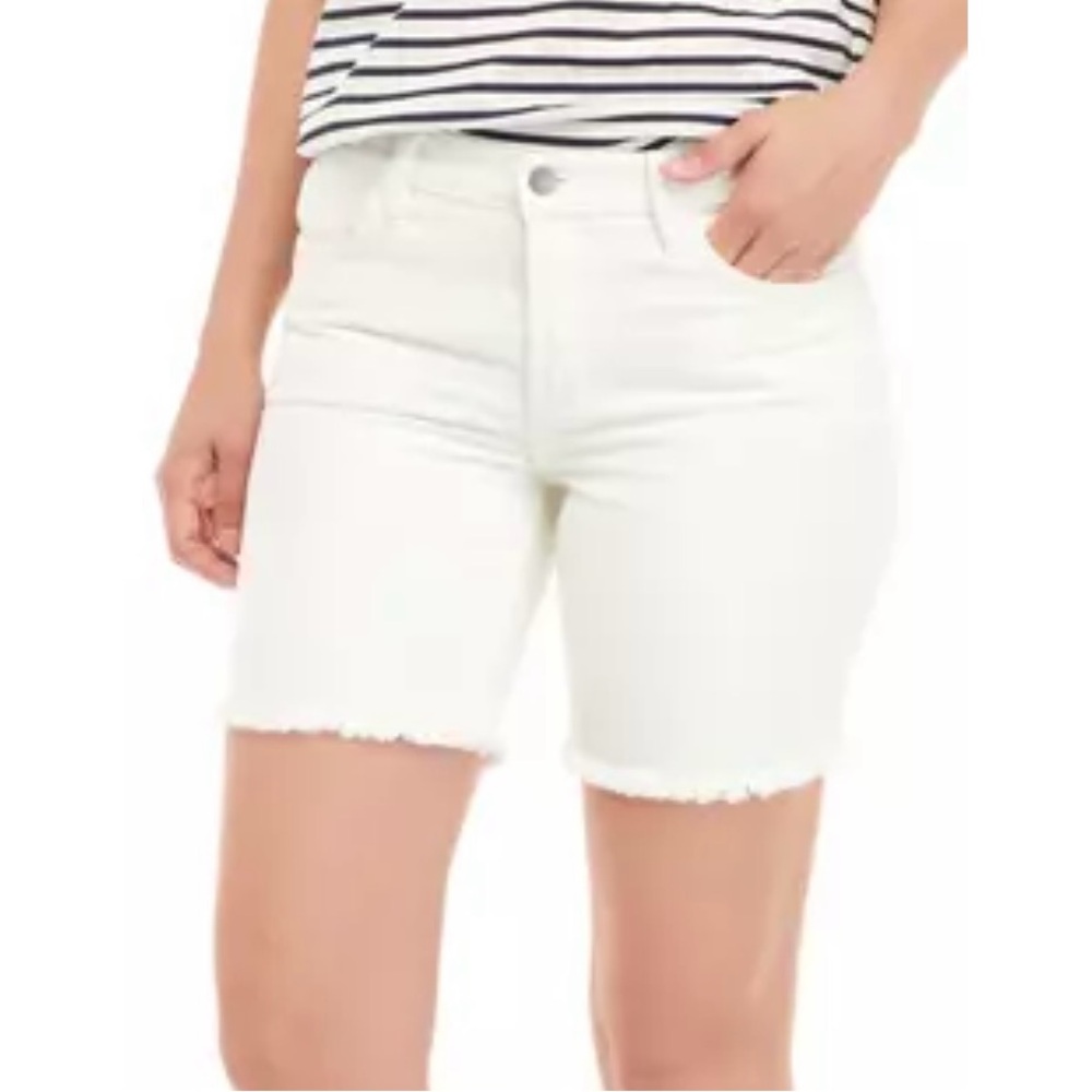 NWT! Women's White Denim Shorts by Joe’s Size 27